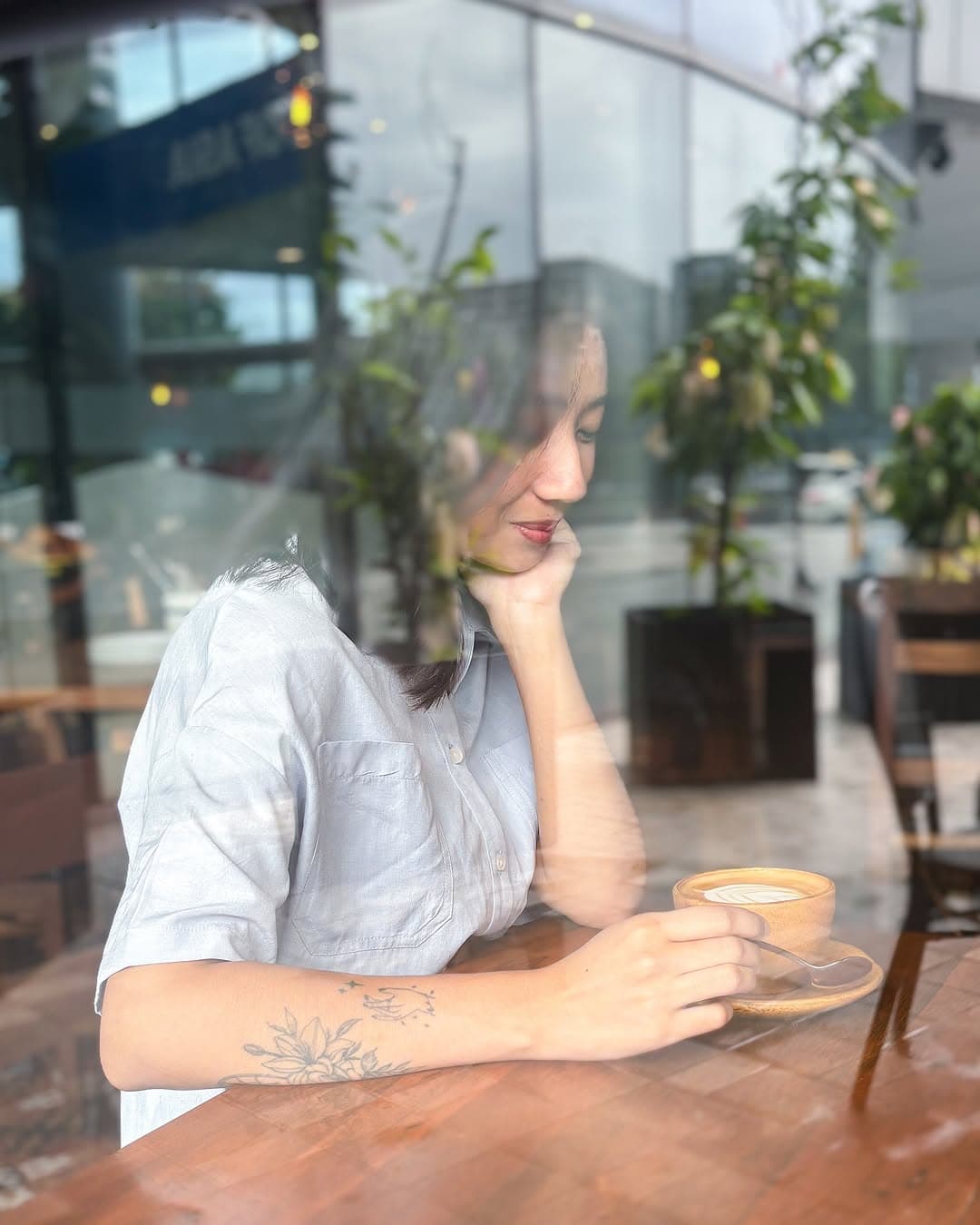 ☕️🌥️✨
